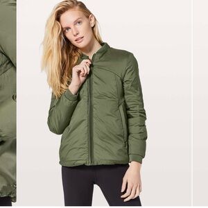 Lululemon weightless wunder  Olive Puffer Jacket size 8